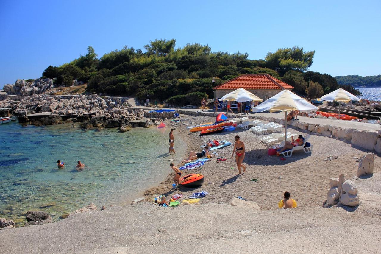 Apartments With A Parking Space Prizba, Korcula - 219 Екстериор снимка
