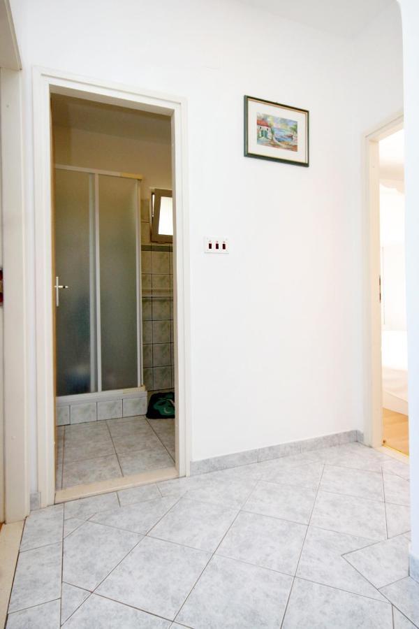 Apartments With A Parking Space Prizba, Korcula - 219 Екстериор снимка